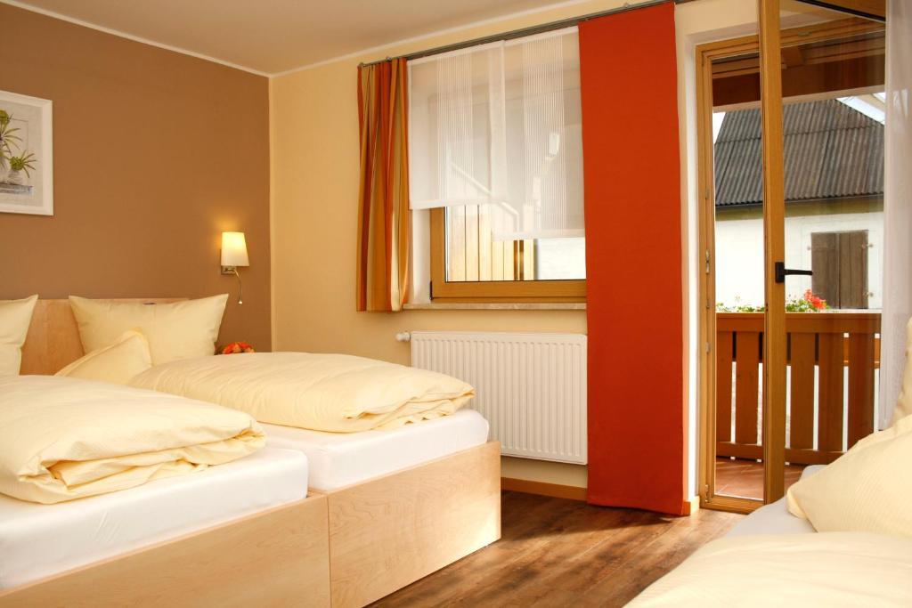 Hotel Gasthof Zur Post Bärnau Quarto foto