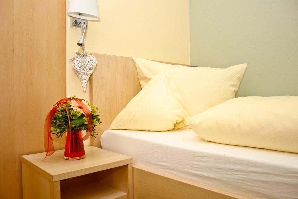 Hotel Gasthof Zur Post Bärnau Quarto foto